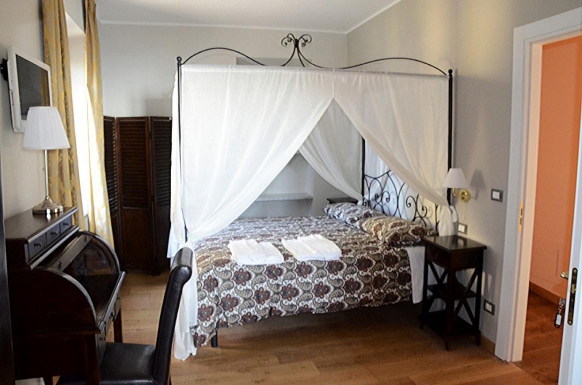 Relais Ristorante Sanfront Hotel Ponzone Kültér fotó